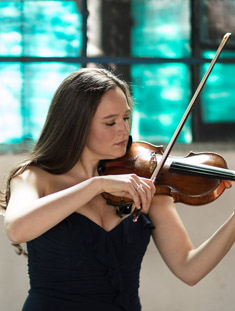 Lindsay Deutsch, violin