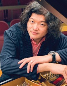 Hsiang Tu, pianist